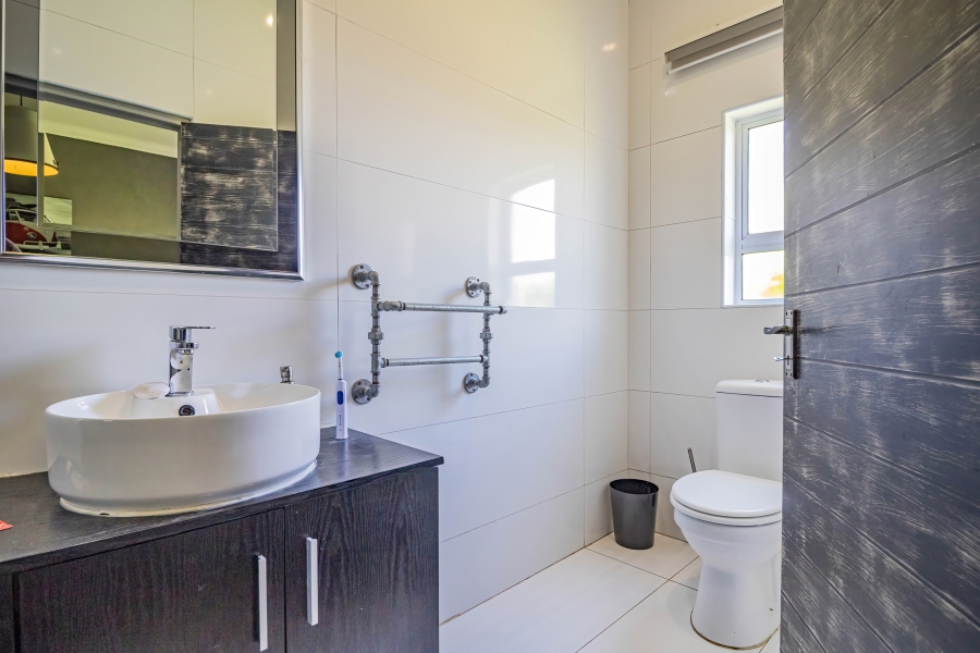 4 Bedroom Property for Sale in Long Acres Country Estate Western Cape
